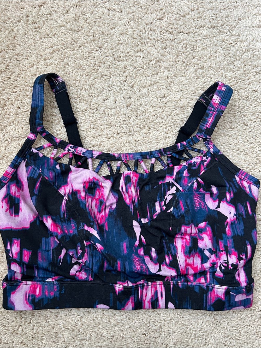 Livi Active sports bra size 18